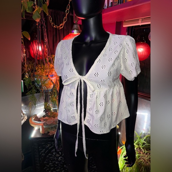 dazy designer Tops - Dazy Designer Cream Top